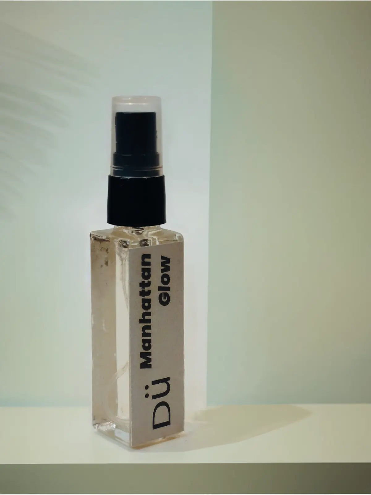 Manhattan Glow 10ml - DÜSSELDORF Luxury Imported Perfume India
